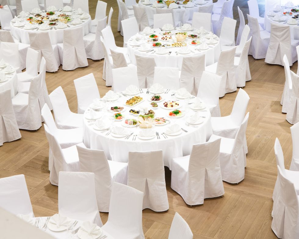 noleggio tavoli e tavolini per eventi torino